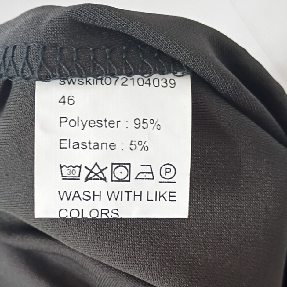 Shein Floral Embroidered Black Mini Skirt Size Medium 6 - Picture 7 of 8